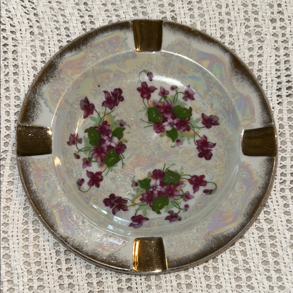 Vintage Floral Plate with Gold Accents